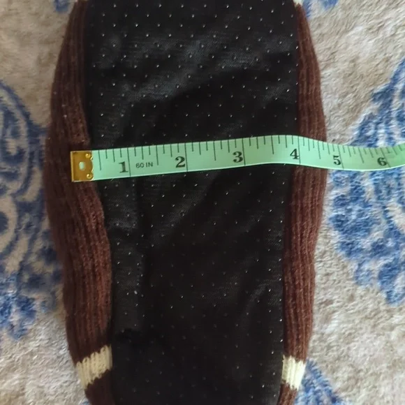 Soft 🏈 Slippers - Picture 7 of 9